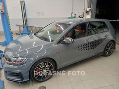 Volkswagen Golf (2019) 2.0 i, AT, navi, LED - fotografie inzerátu