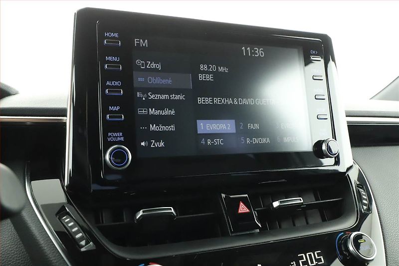 Toyota Corolla (2021) Comfort 1.8 Hybrid - fotka 15 z 20