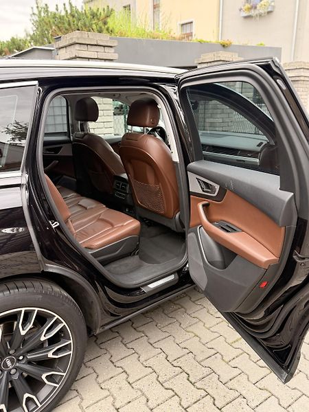 Audi Q7 (2018) 3.0 TFSI - fotka 9 z 17