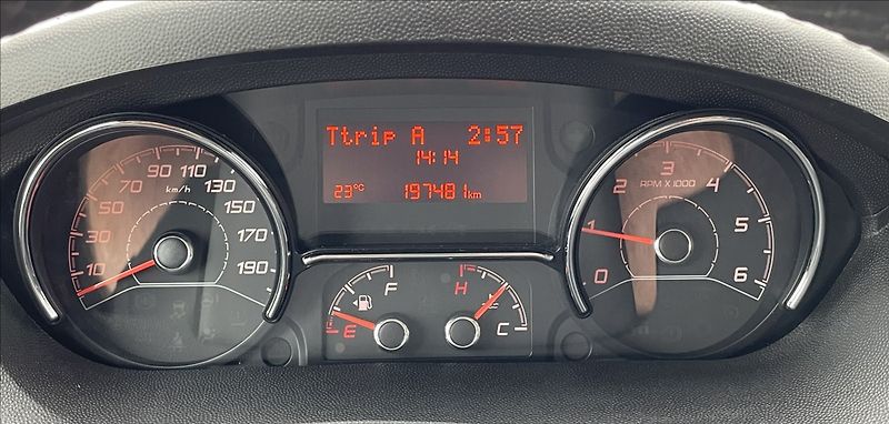 Citroën Jumper 2,2 BlueHdi Plus,103kW,L3H2  3 - fotka 12 z 19