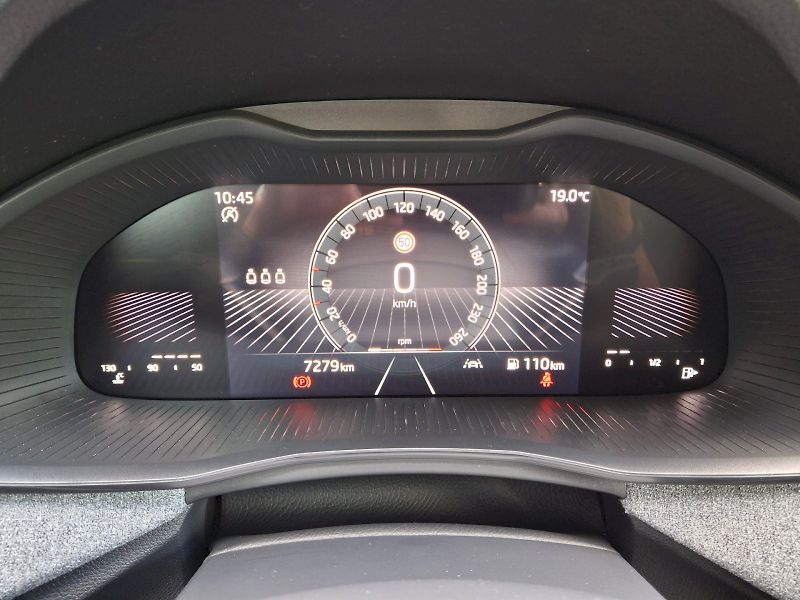 Škoda Scala (2025) Selection 1,0TSi 85kW - fotka 29 z 31