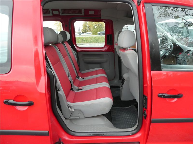 Volkswagen Caddy 1,4 i 59kW závěs, LIFE - fotka 22 z 35