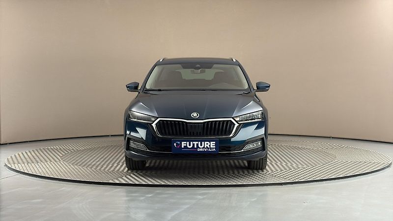Škoda Octavia 2.0 TDI DSG Style Combi - fotka 3 z 25