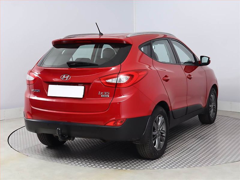 Hyundai ix35 (2014) 1.7 CRDi, Kůže, Tempomat - fotka 5 z 16
