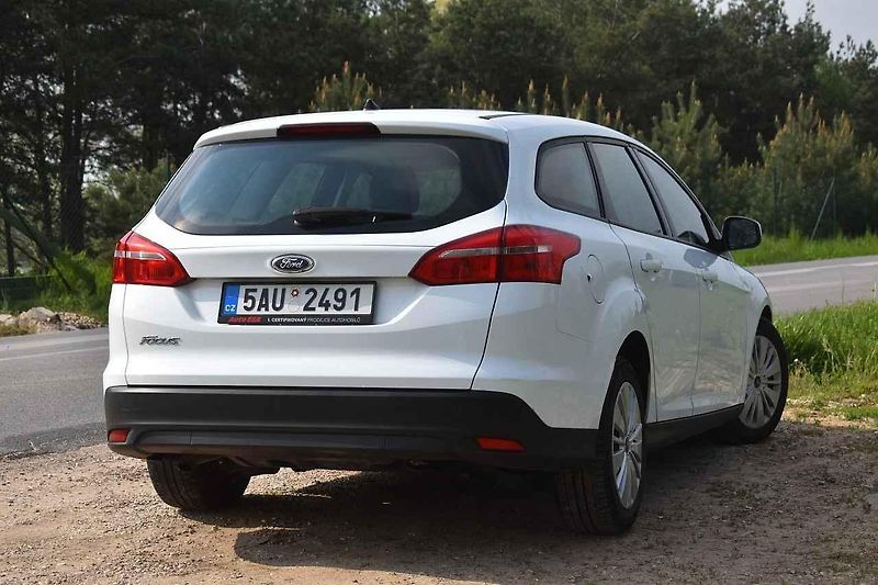 Ford Focus je dobrá volba pro trvanlivé auto pro rodinu