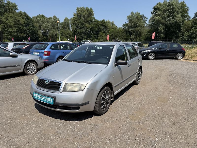 Škoda Fabia 1.2i - fotka 3 z 21