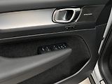 Volvo XC40 B3 DARK PLUS AUT CZ 1. maj. - náhled 17