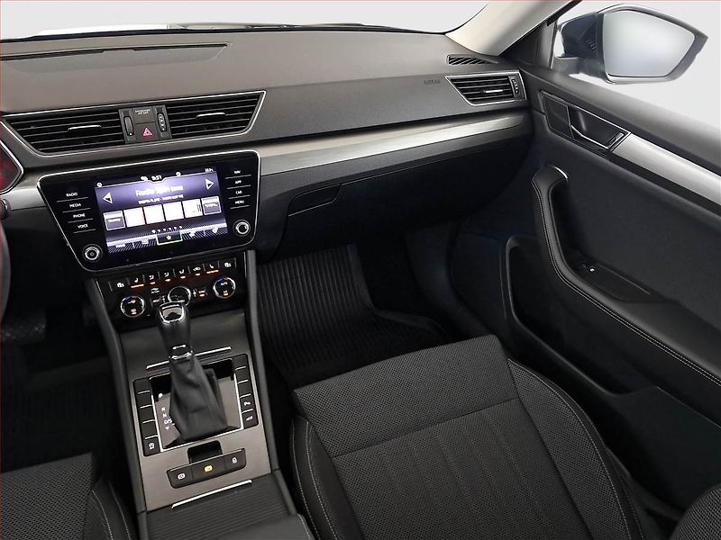 Škoda Superb (2022) Style 2.0 TDI, Automat, ČR - fotka 8 z 19