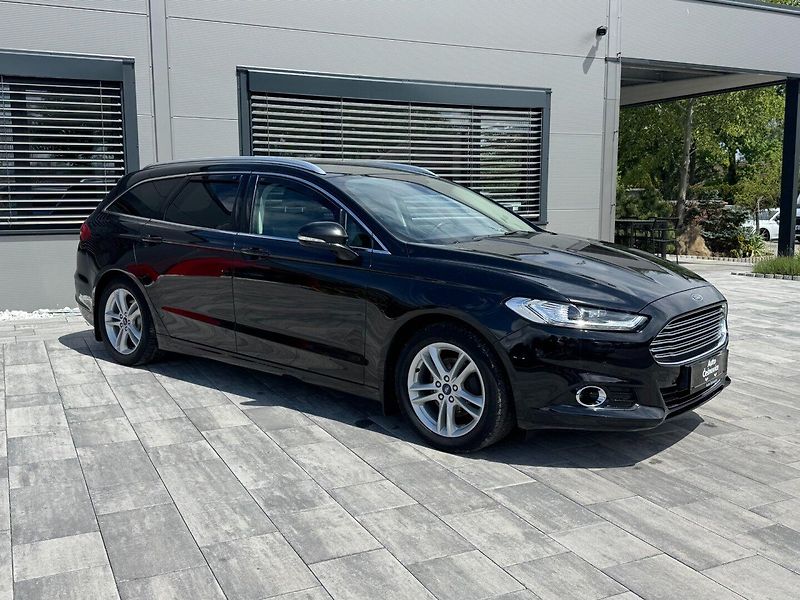 Ford Mondeo (2018) Titanium 2.0 TDCi 110kW - fotka 3 z 35