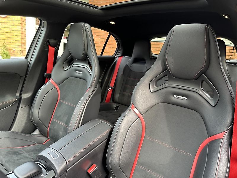 Mercedes-Benz Třídy A A 45AMG-S-4M-ČR-PERFORM - fotka 10 z 38