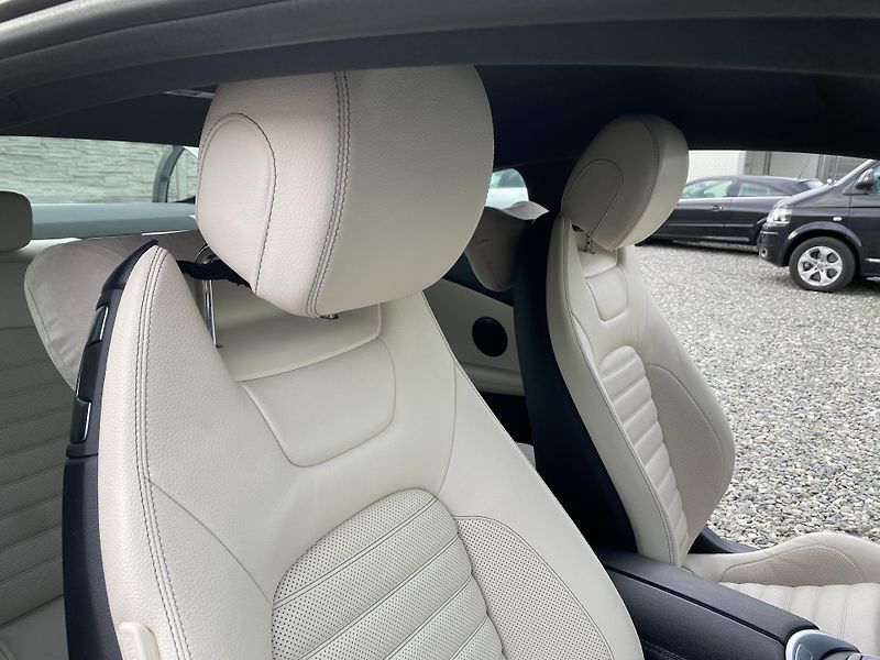 Mercedes-Benz Třídy C C 400 COUPE 4MATIC 51.000KM - fotka 117 z 149