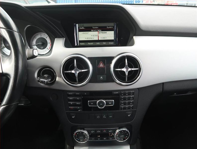 Mercedes-Benz GLK (2015) 220 CDI, 4X4, Automat - fotka 12 z 20