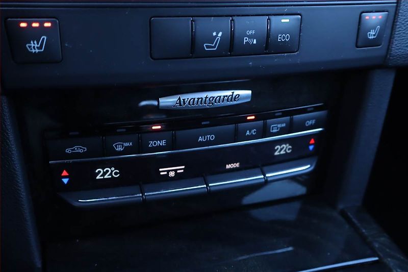Mercedes-Benz Třídy E (2012) Avantgarde E 220 CDI, Automat - fotka 16 z 22