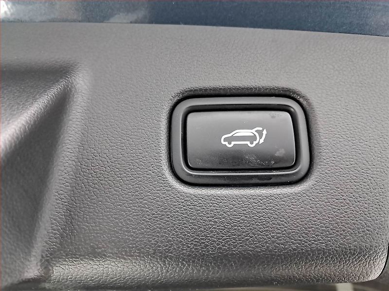 Hyundai Tucson (2021) Style 1.6 T-GDI, Serv.kniha - fotka 21 z 21