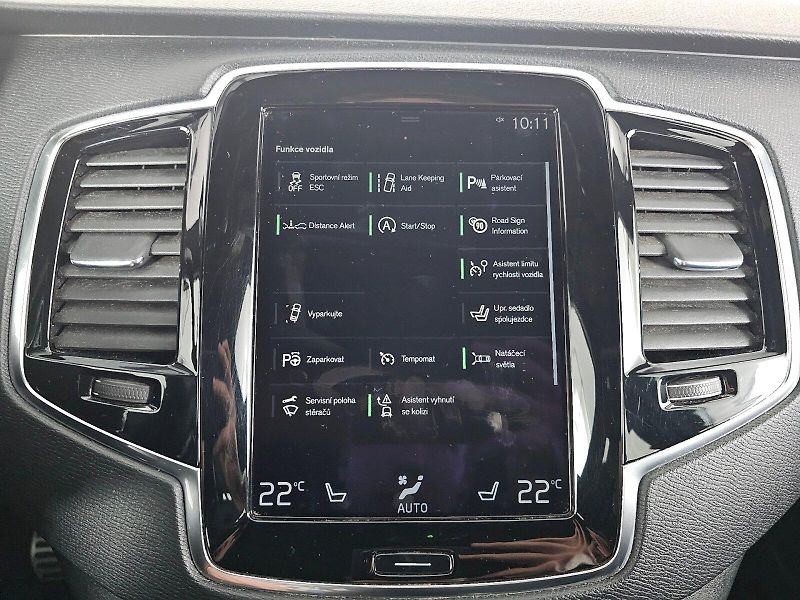 Volvo XC90 (2016) 2.0D 5D 173kW R-desing - fotka 12 z 27
