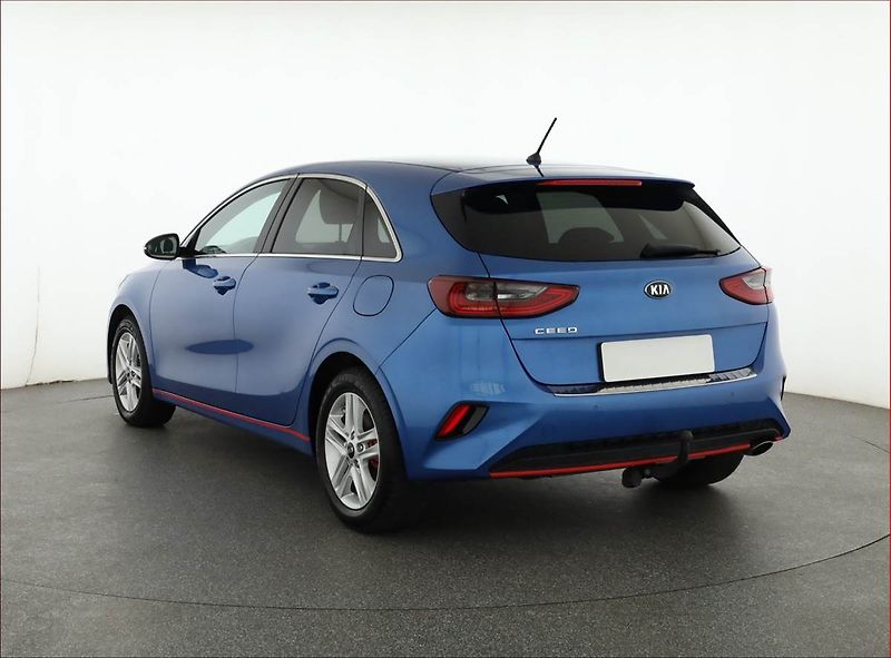 Kia Ceed (2019) 1.4 CVVT, ČR,1.maj, Serv.kniha - fotka 4 z 15