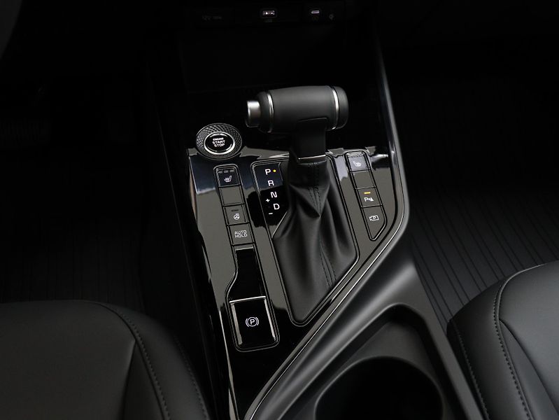 Kia Niro STYLE 1,6 GDi HEV 6DCT - fotka 16 z 20