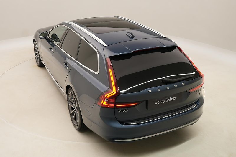 Volvo V90 B4 BRIGHT PLUS AUT REZERVACE - fotka 18 z 48