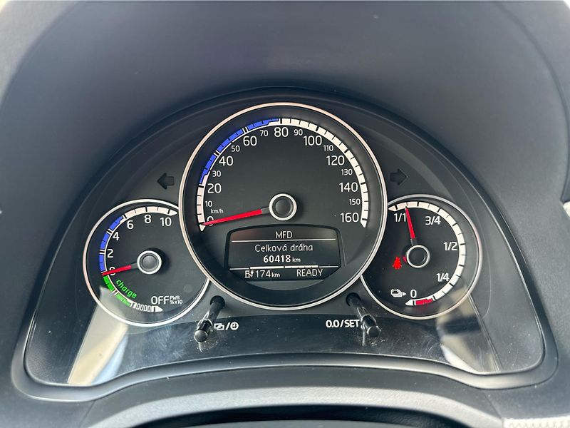 Volkswagen e-up! Style 61 kW SoH90 - fotka 19 z 19