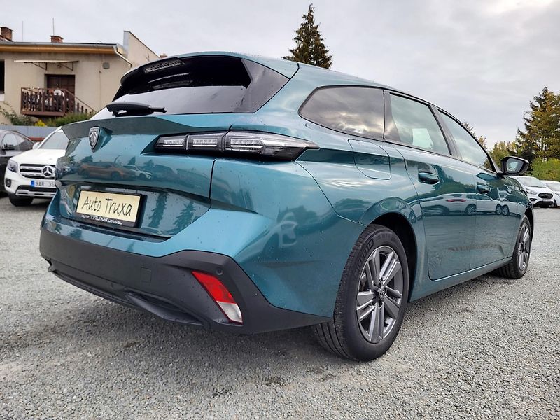 Peugeot 308 SW ACTIVE PACK 1.5 BlueHDi 130 - fotka 38 z 46