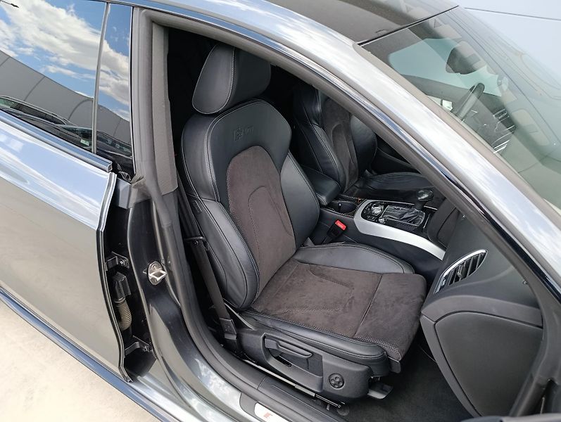 Audi A5 2.0TDI QUATTRO S-LINE ČR  - fotka 20 z 38
