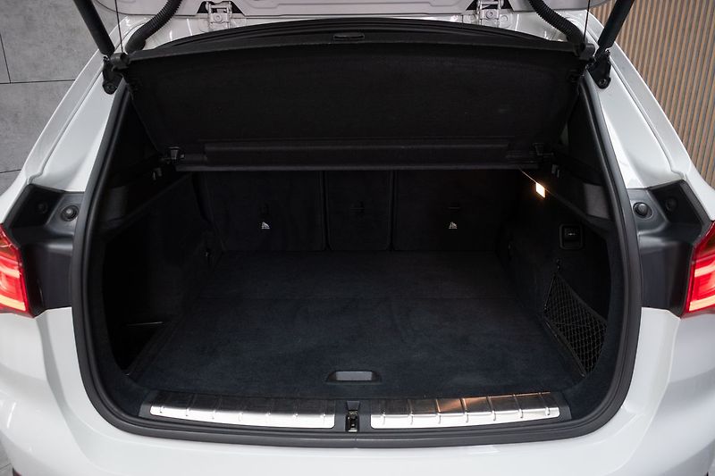 BMW X1 xDrive20d 140kW*SPORT LINE*ČR* - fotka 43 z 45