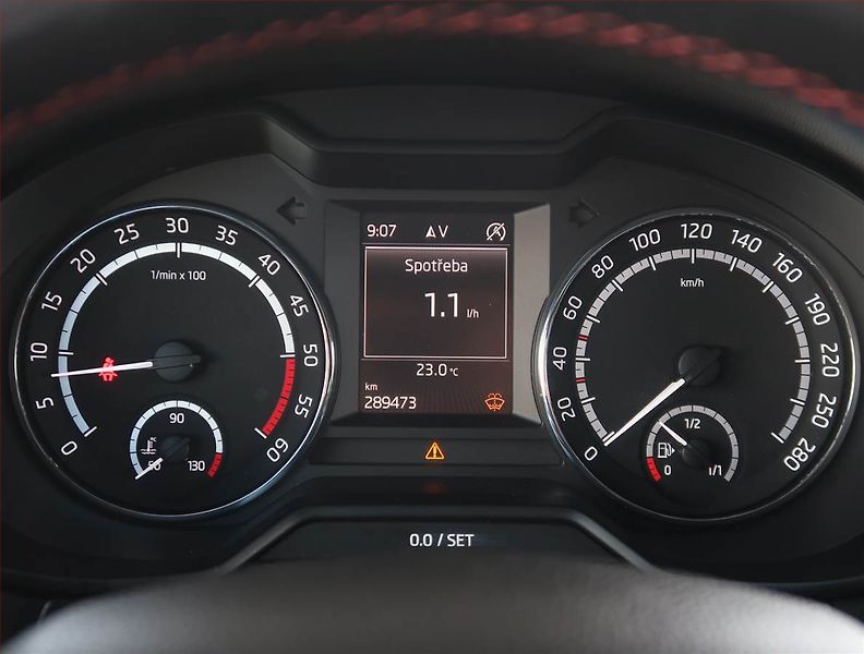 Škoda Octavia (2014) RS 2.0 TDI, Automat, Navi - fotka 11 z 22