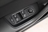 Volkswagen Passat 2,0 TDI 110 kW DSG Business Zá - náhled 26