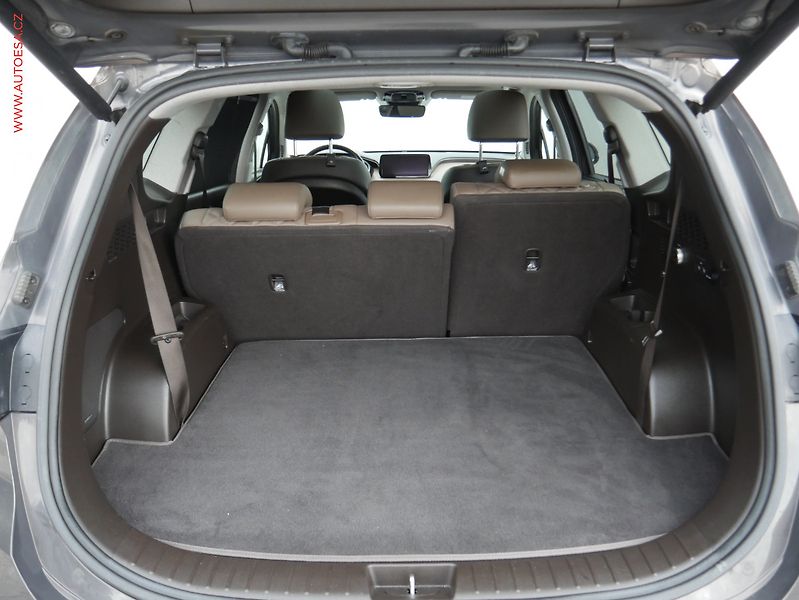 Hyundai Santa Fe (2021) 2.2 CRDi 4x4, 1.maj,ČR, AT - fotka 7 z 20