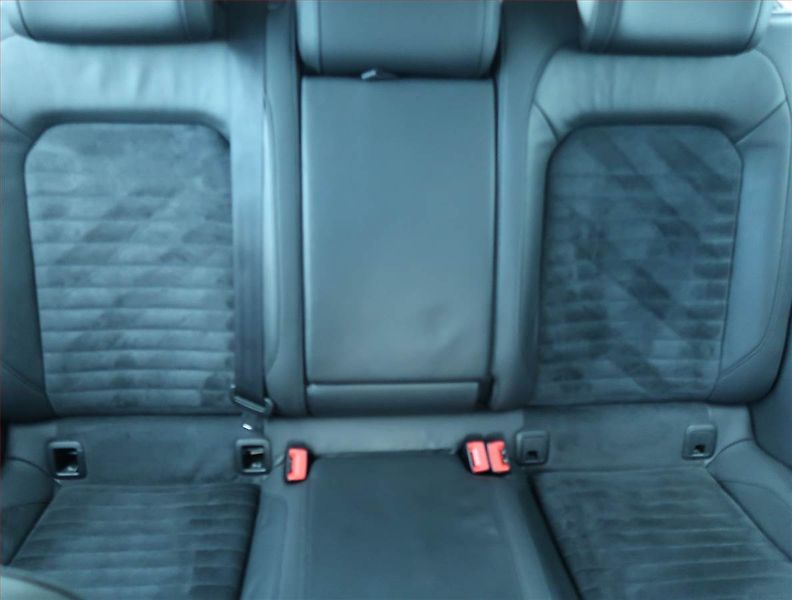 Volkswagen Passat (2015) Highline 2.0 TDI, Tempomat - fotka 10 z 16