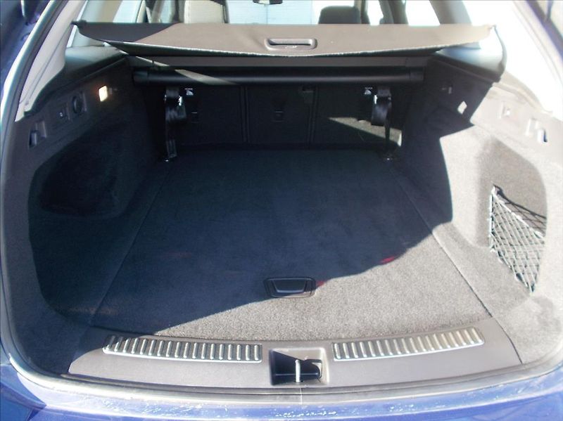 Opel Insignia ST 1.6 CDTi 100kW INNOVATION - fotka 40 z 46