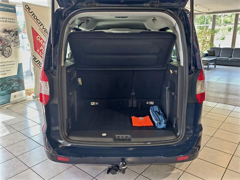 Ford Tourneo Courier 1.5 TDCi VÝHŘEVY, PDC, ČR, DPH - fotka 12 z 24
