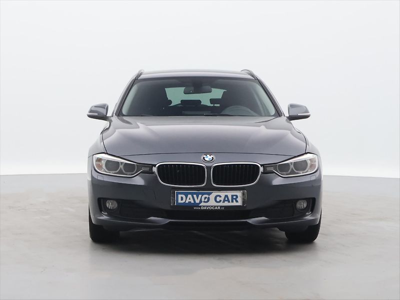 BMW Řada 3 2,0 320 XDrive 135kW Aut. - fotka 2 z 31