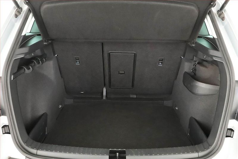 Škoda Karoq (2019) Ambition 1.0 TSI, Automat - fotka 17 z 18