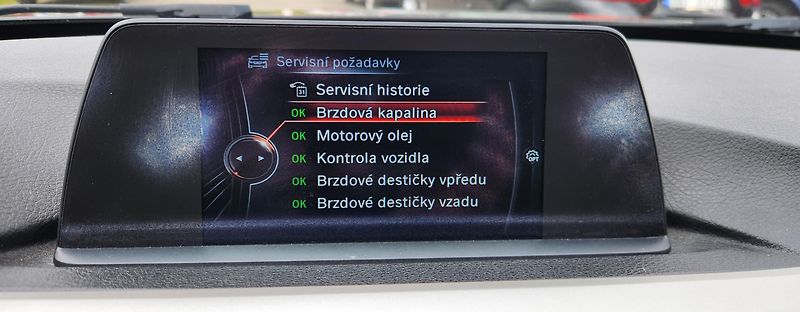 BMW Řada 3 (2015) 3 - 2.0d*XENON*AUTOMAT*TAŽNÉ* - fotka 40 z 50