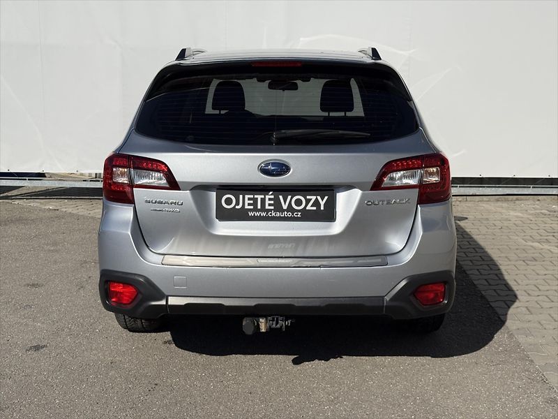 Subaru Outback 2,5 Comfort - fotka 5 z 19
