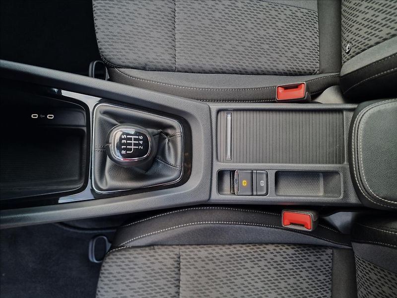 Škoda Octavia 2.0TDI 110kW Style Combi,1Maj - fotka 36 z 50