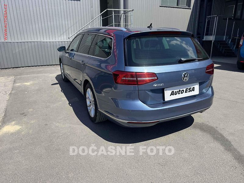Volkswagen Passat (2015) 2.0TDi, DSG - fotka 2 z 3