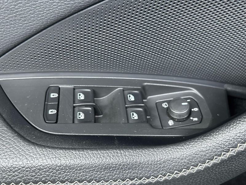 Škoda Kodiaq Exclusive Selection 4x4 DSG - fotka 21 z 30