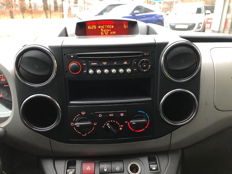 Peugeot Partner (2011) Teppe 1.6 HDi Panorama - fotka 17 z 32