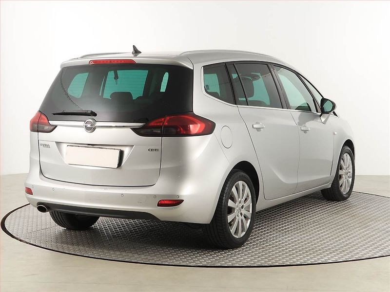 Opel Zafira (2014) 2.0 CDTI, Automat, 7 míst - fotka 5 z 21