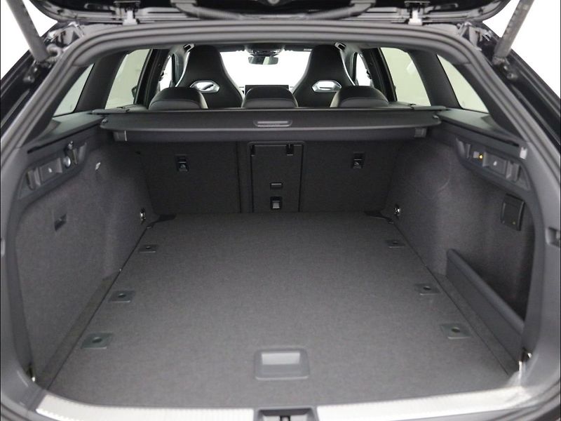 Volkswagen Passat (2026) 2,0 TSI 195 kW 4M R-Line - fotka 9 z 11