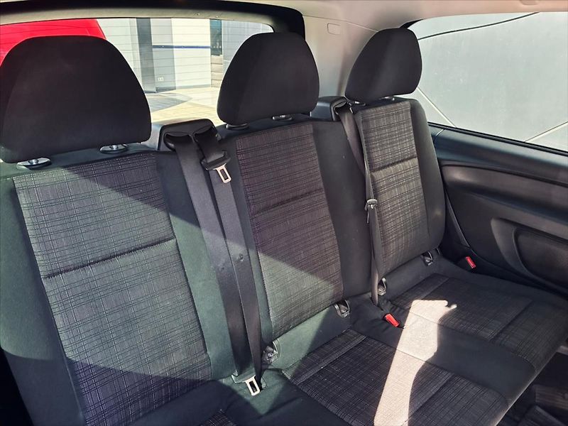 Mercedes-Benz Vito 2,1 114 CDI / Tourer - fotka 11 z 14