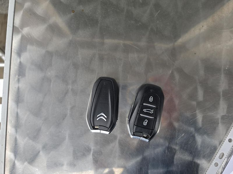 Citroën C4 Picasso 1.2 TCE TZ Masáž  - fotka 18 z 18