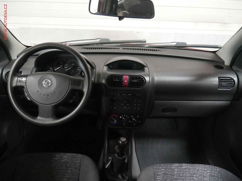 Opel Corsa (2002) 1.2i, ČR, STK4/28 - fotka 8 z 17