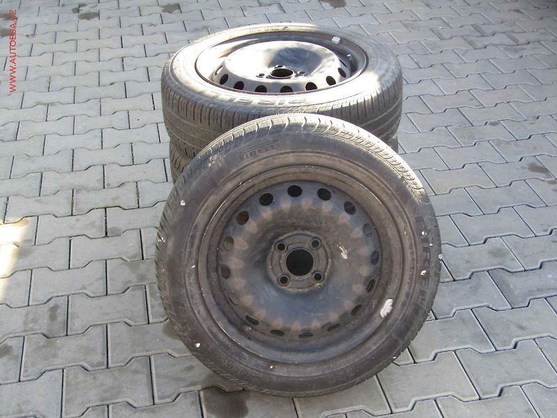 Fiat Grande Punto (2006) 1.2i, 2.maj,ČR, STK6/28 - fotka 17 z 18