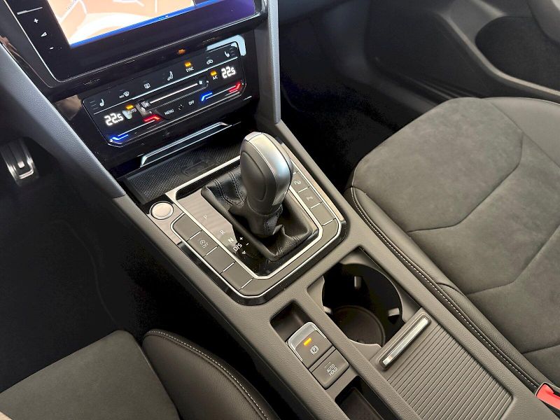 Volkswagen Arteon Shooting Brake (2022) Elegance 2.0 TDI/ 147 kW DSG7 - fotka 18 z 29
