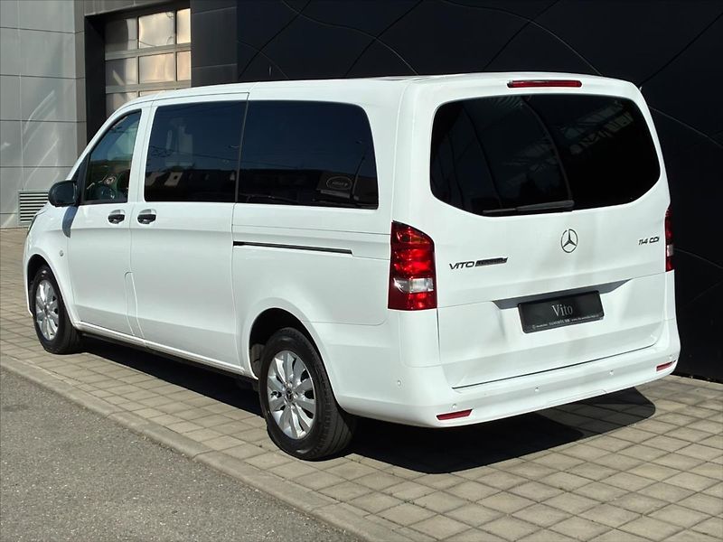 Mercedes-Benz Vito 2,0 114 CDI / Tourer Select / - fotka 4 z 16