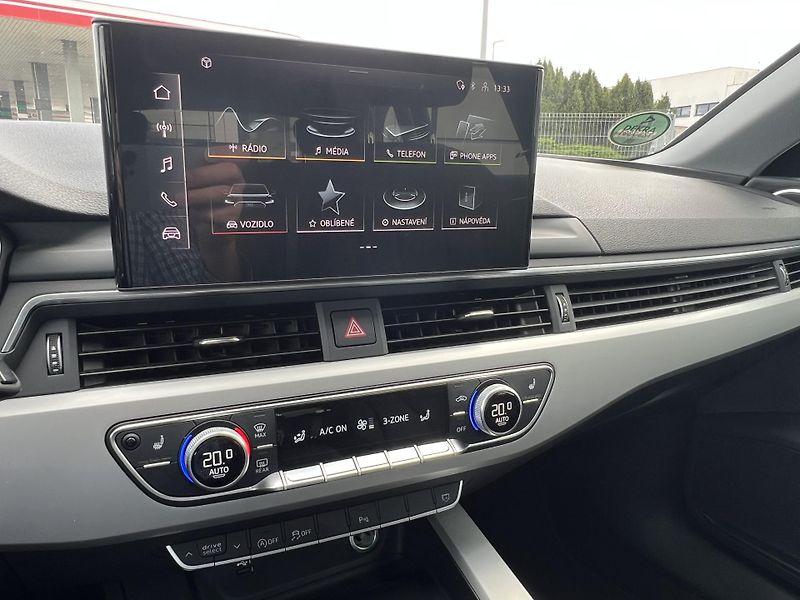 Audi A4 Avant (2022) 2.0 TDI - fotka 28 z 33