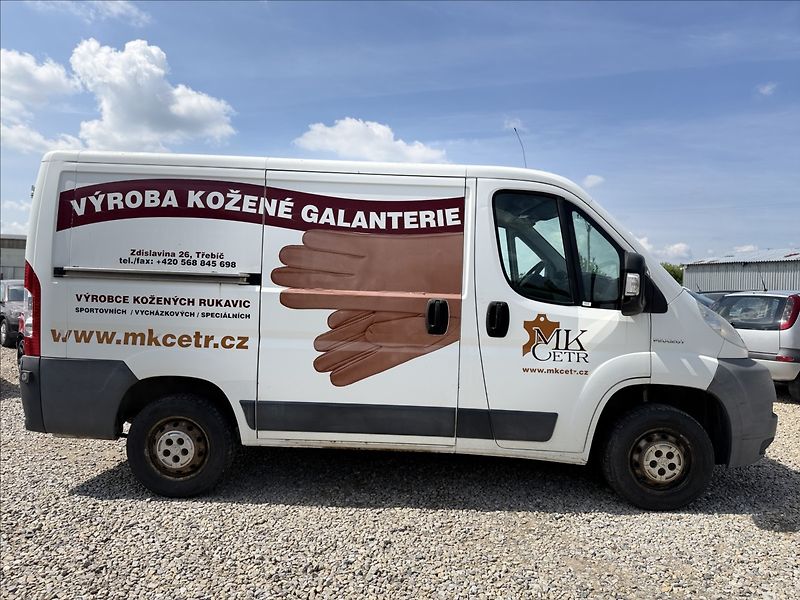 Peugeot Boxer 2,2 184tKm PO SERVISE - fotka 4 z 22